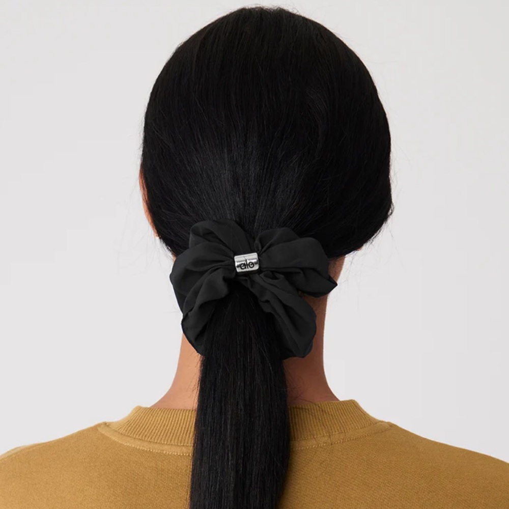 ALO Bead It Oversized Scrunchie - Black (NEW!)